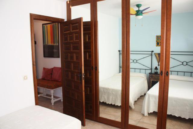 Apartamento Zahara De Los Atunes Exterior photo